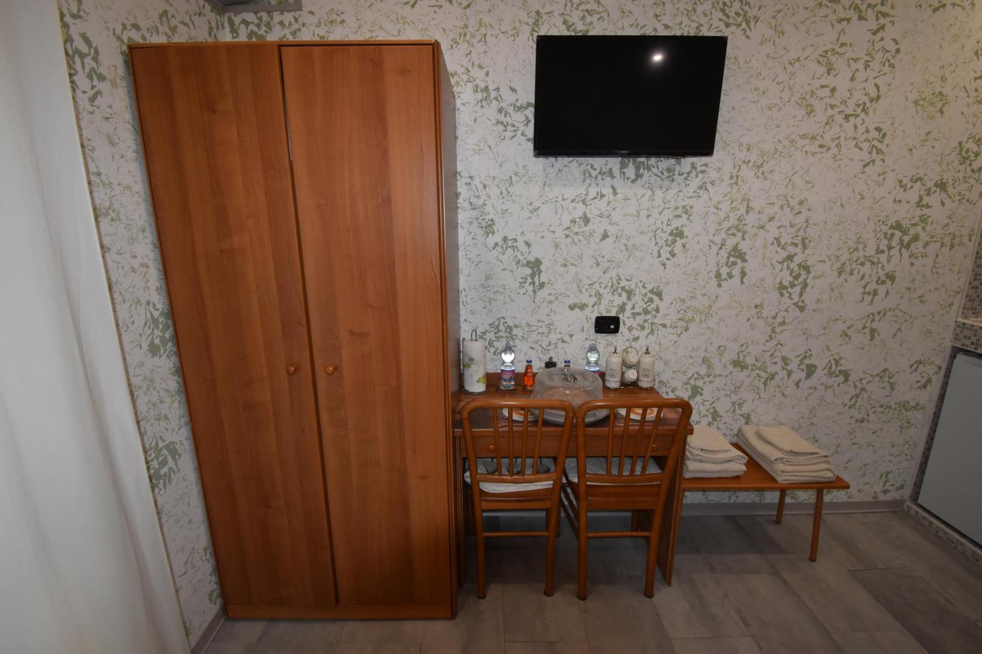 Vichyenichy Hotel Morena Cameră foto