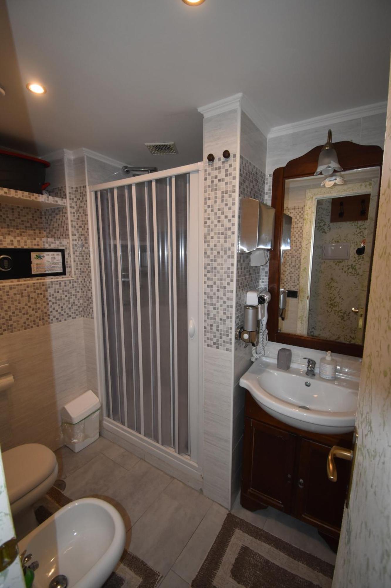 Vichyenichy Hotel Morena Cameră foto